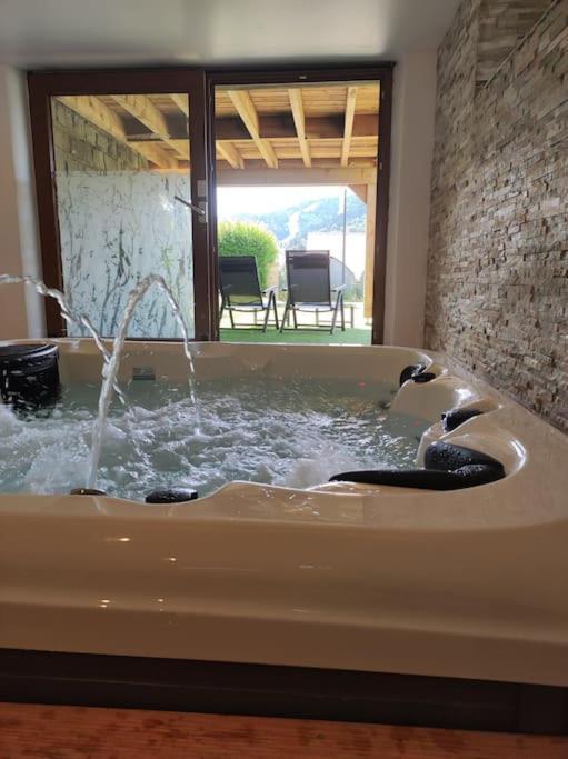 Gite Papillon 6 A14 Personnes - Jacuzzi Gérardmer Dış mekan fotoğraf